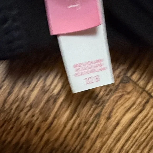 Victoria’s Secret Balconette Push Up Bikini Top - Picture 4 of 4